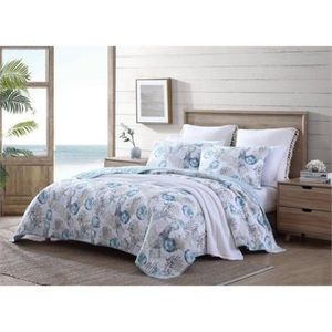 New Tommy Bahama - King Quilt Set, Reversible Cotton Bedding with Matching Shams